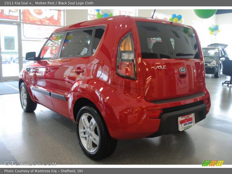 Molten Red / Black Soul Logo Cloth 2011 Kia Soul +