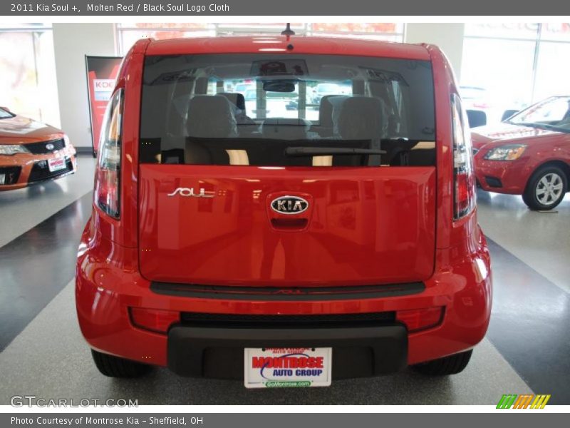 Molten Red / Black Soul Logo Cloth 2011 Kia Soul +
