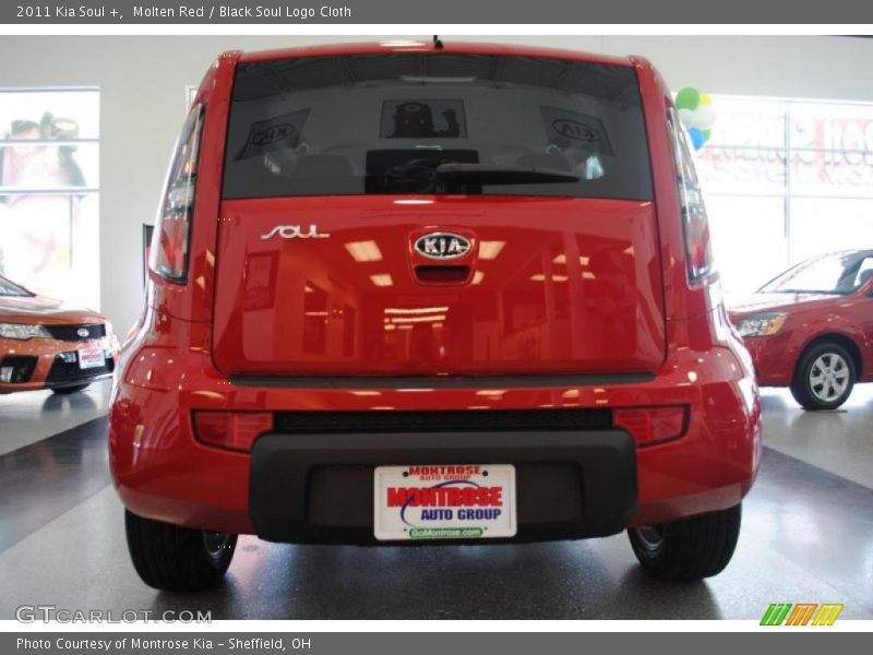 Molten Red / Black Soul Logo Cloth 2011 Kia Soul +
