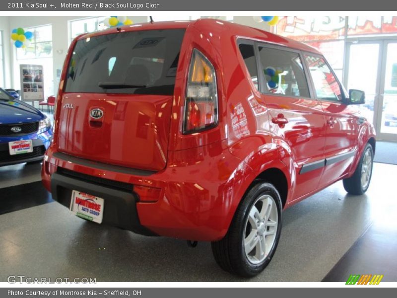 Molten Red / Black Soul Logo Cloth 2011 Kia Soul +