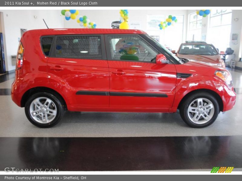 Molten Red / Black Soul Logo Cloth 2011 Kia Soul +