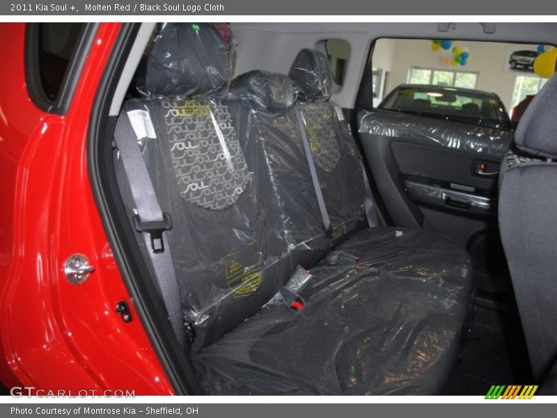 Molten Red / Black Soul Logo Cloth 2011 Kia Soul +