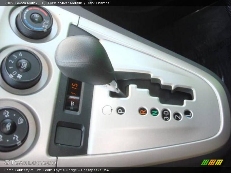 Classic Silver Metallic / Dark Charcoal 2009 Toyota Matrix 1.8