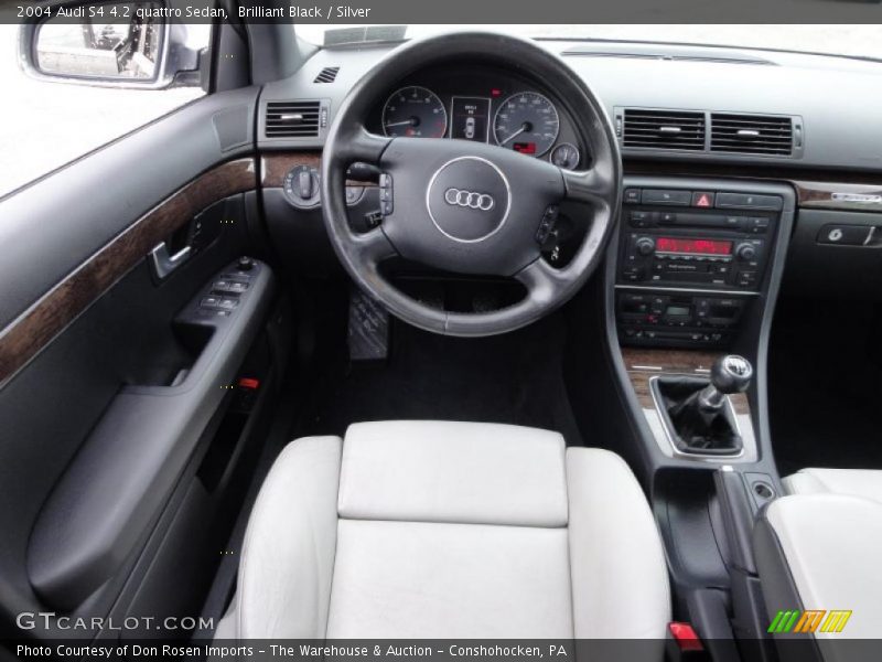 Brilliant Black / Silver 2004 Audi S4 4.2 quattro Sedan