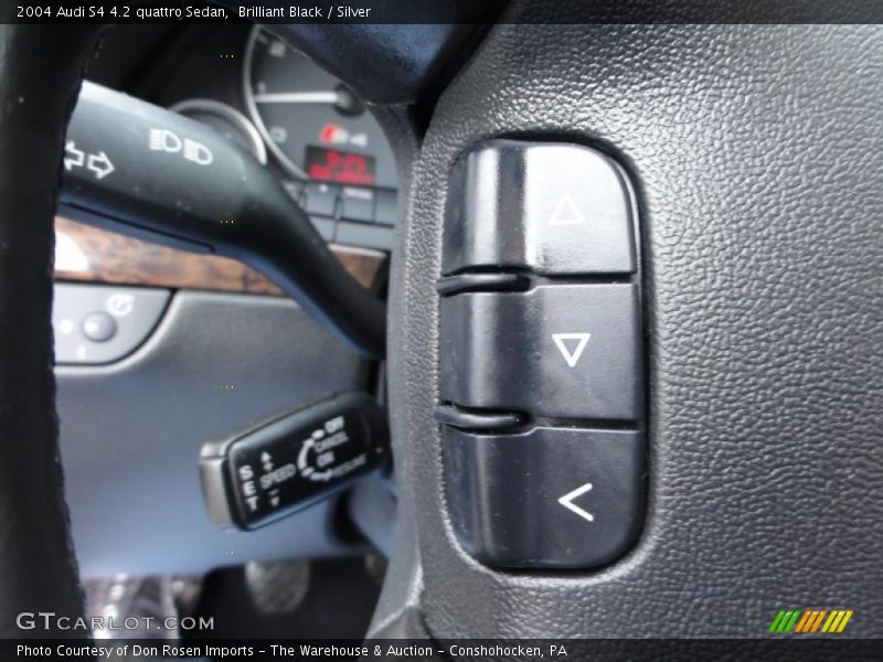 Controls of 2004 S4 4.2 quattro Sedan