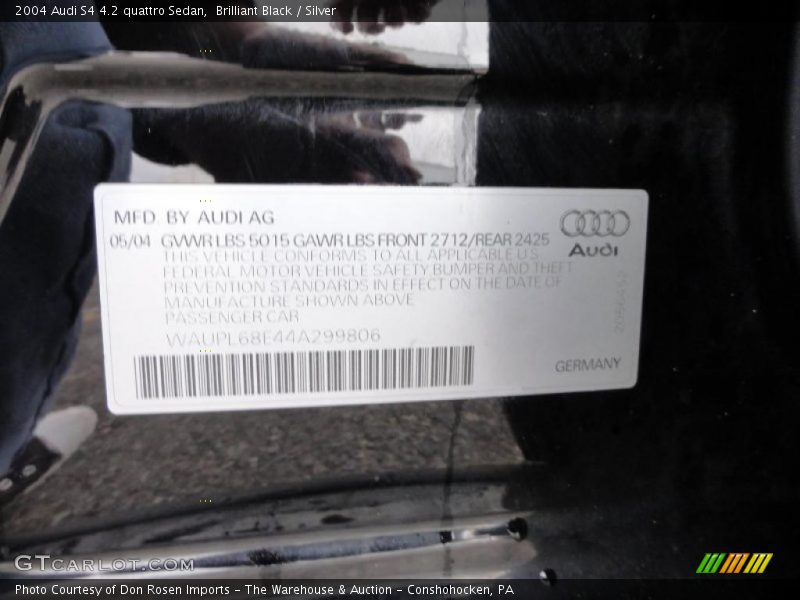Brilliant Black / Silver 2004 Audi S4 4.2 quattro Sedan