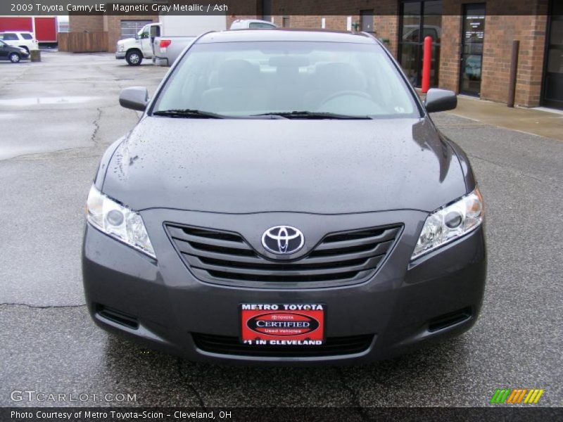 Magnetic Gray Metallic / Ash 2009 Toyota Camry LE