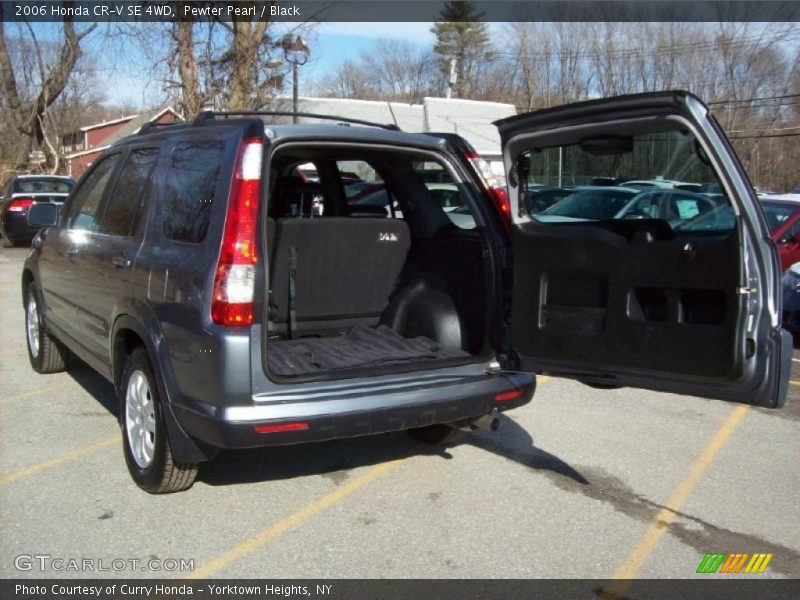 Pewter Pearl / Black 2006 Honda CR-V SE 4WD