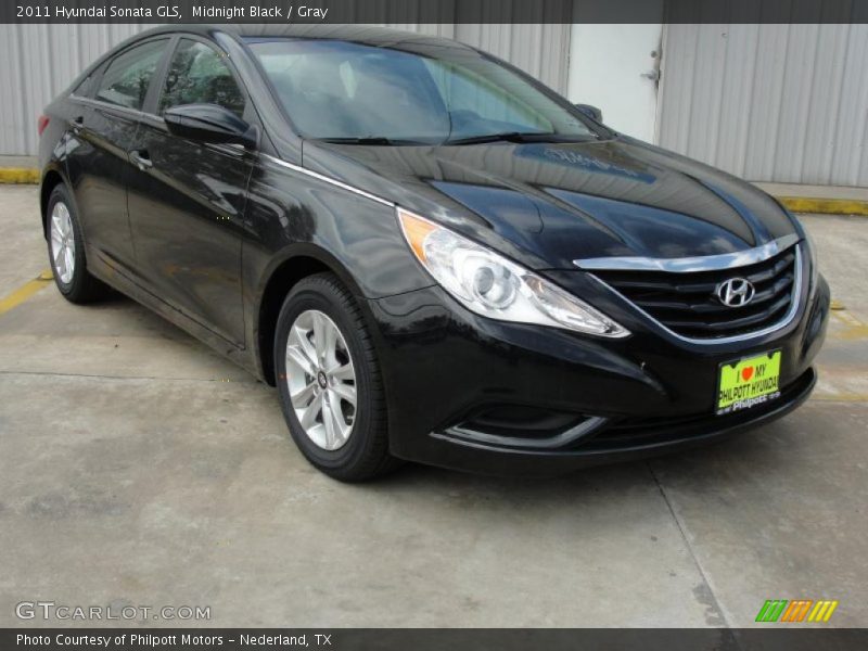 Midnight Black / Gray 2011 Hyundai Sonata GLS