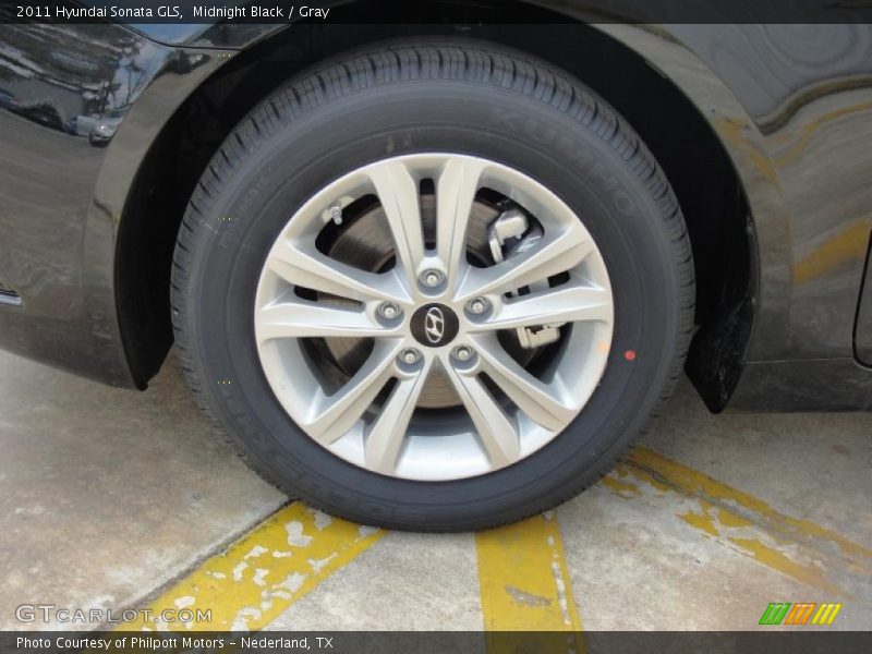Midnight Black / Gray 2011 Hyundai Sonata GLS