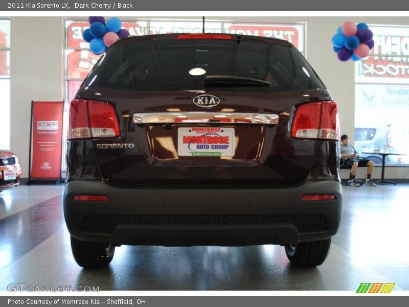 Dark Cherry / Black 2011 Kia Sorento LX