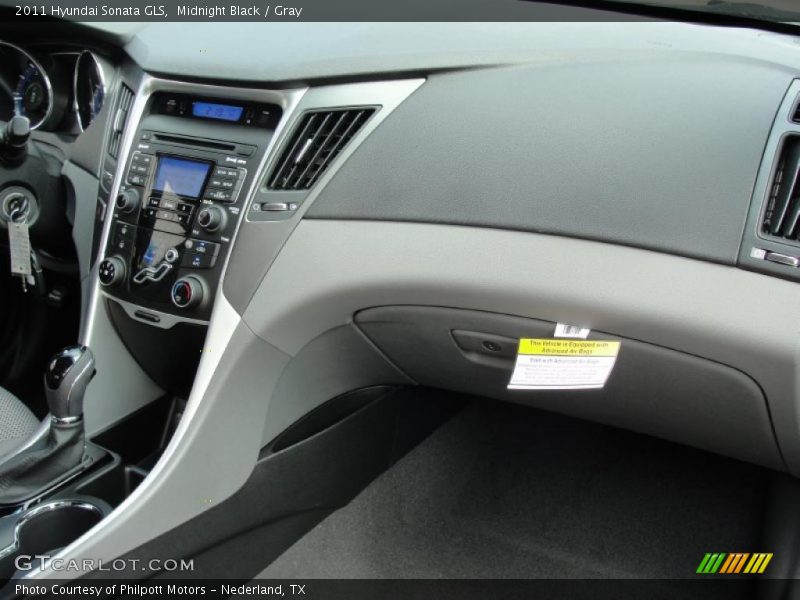Midnight Black / Gray 2011 Hyundai Sonata GLS
