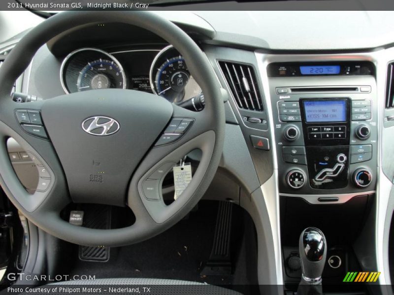 Midnight Black / Gray 2011 Hyundai Sonata GLS