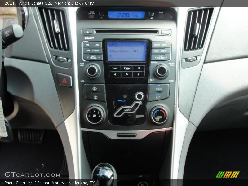 Midnight Black / Gray 2011 Hyundai Sonata GLS