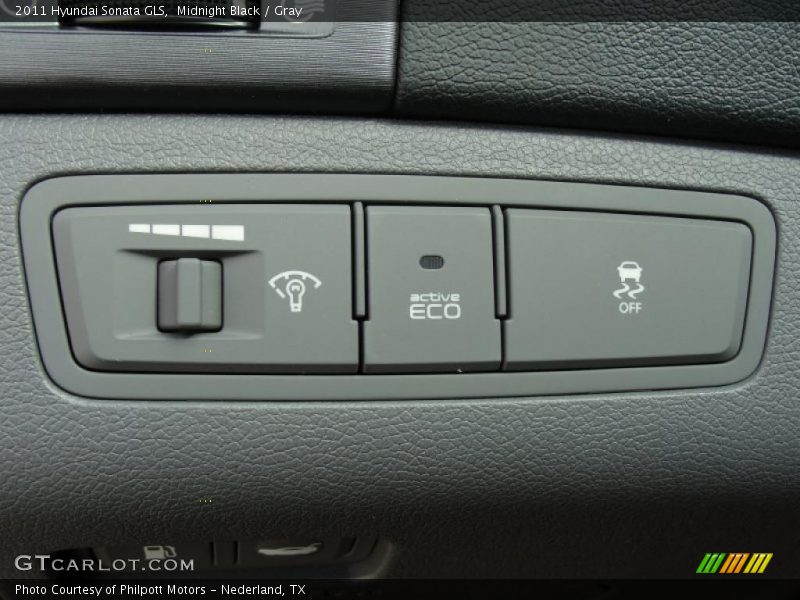 Midnight Black / Gray 2011 Hyundai Sonata GLS