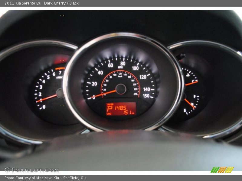Dark Cherry / Black 2011 Kia Sorento LX