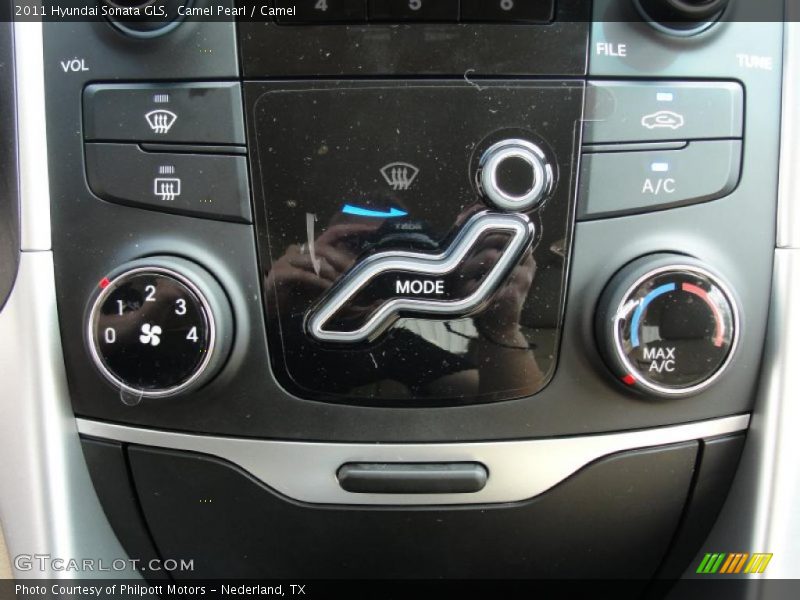 Camel Pearl / Camel 2011 Hyundai Sonata GLS