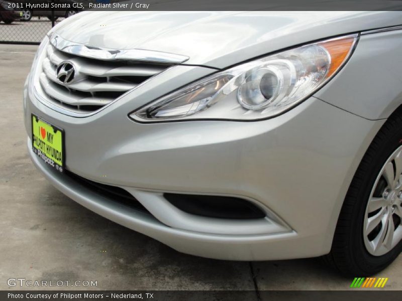 Radiant Silver / Gray 2011 Hyundai Sonata GLS