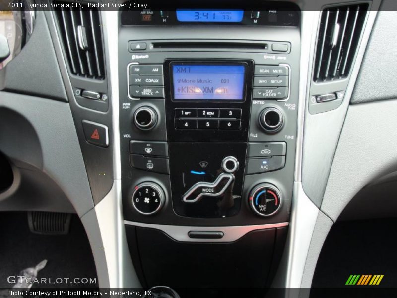 Radiant Silver / Gray 2011 Hyundai Sonata GLS