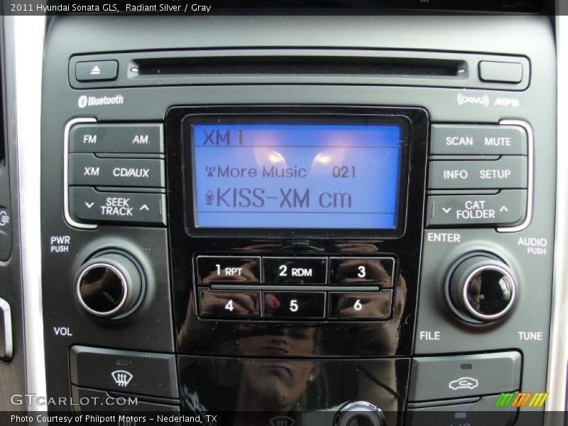 Radiant Silver / Gray 2011 Hyundai Sonata GLS
