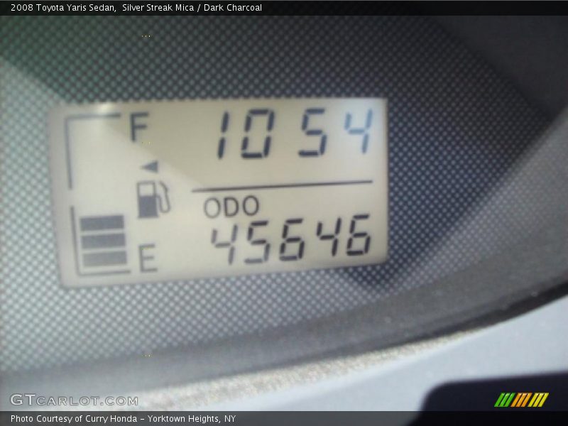 Silver Streak Mica / Dark Charcoal 2008 Toyota Yaris Sedan