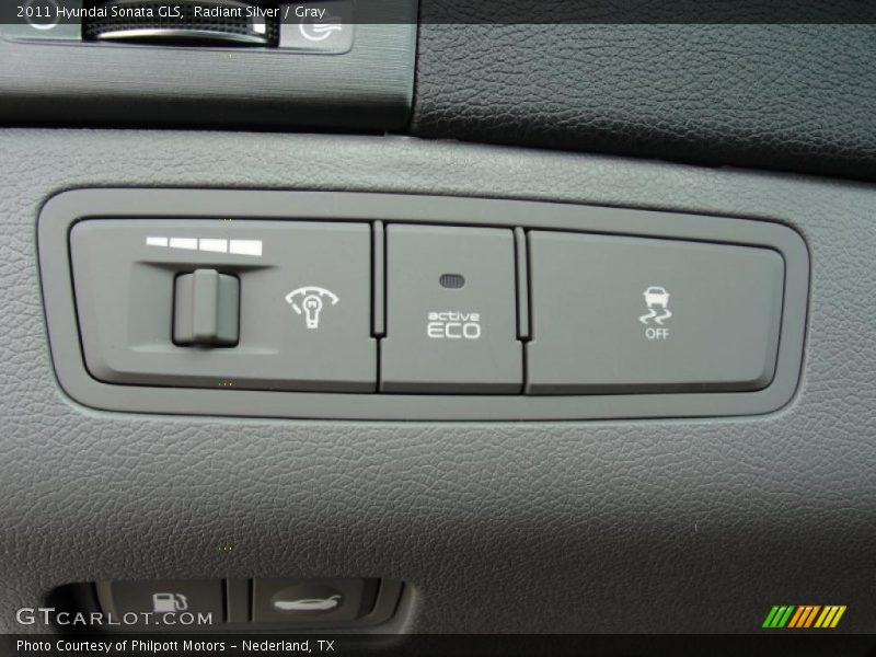 Radiant Silver / Gray 2011 Hyundai Sonata GLS