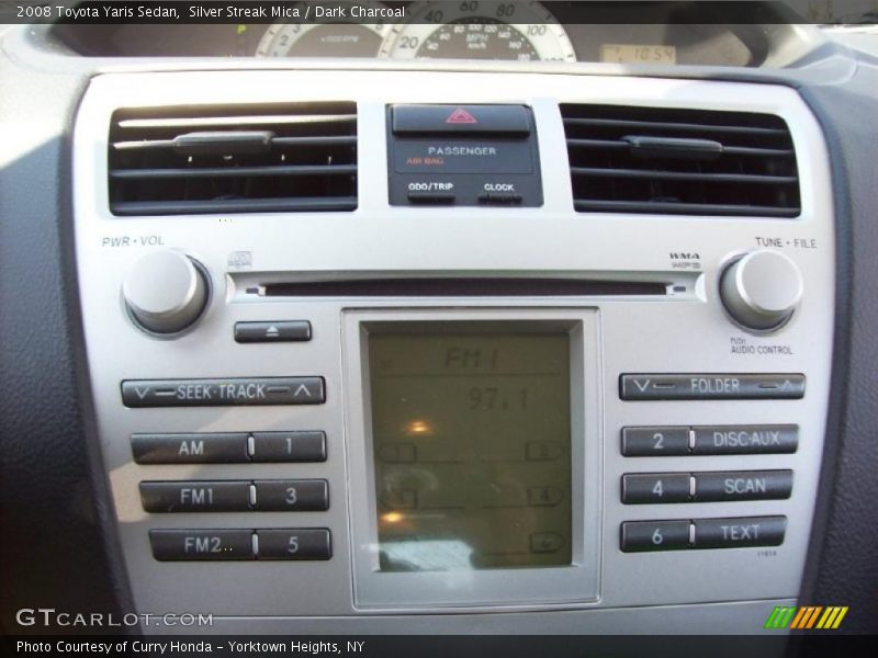 Silver Streak Mica / Dark Charcoal 2008 Toyota Yaris Sedan