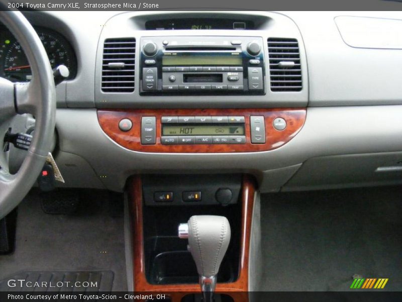 Stratosphere Mica / Stone 2004 Toyota Camry XLE