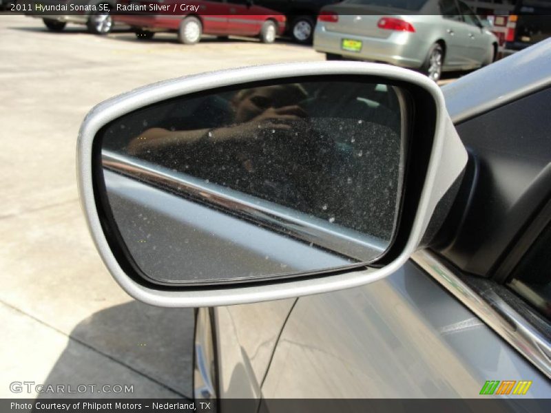 Radiant Silver / Gray 2011 Hyundai Sonata SE