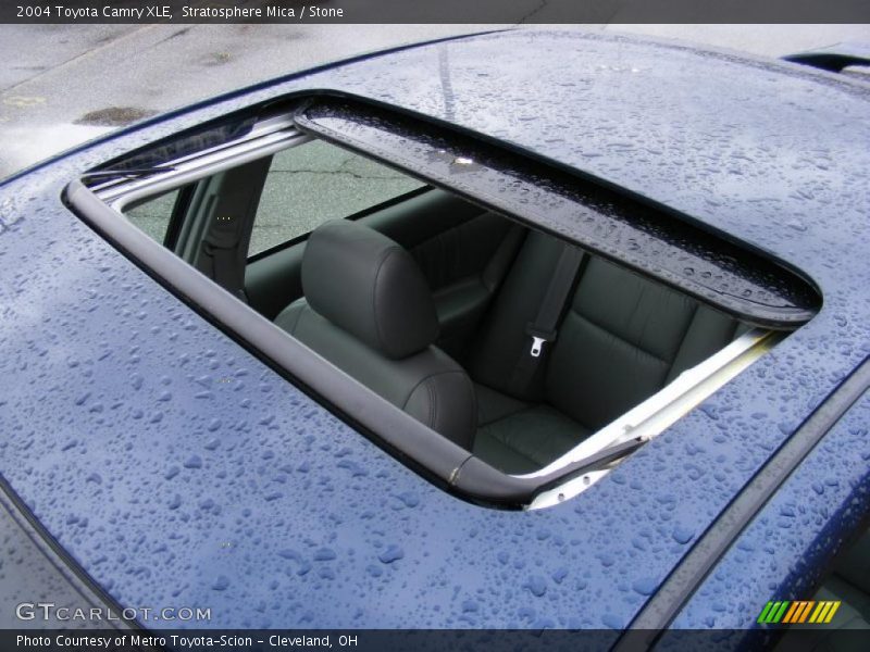 Stratosphere Mica / Stone 2004 Toyota Camry XLE