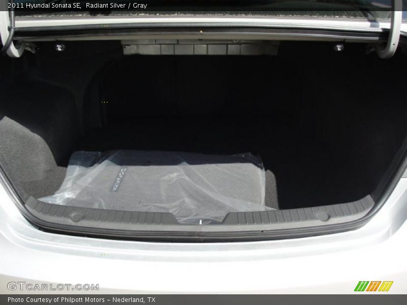 Radiant Silver / Gray 2011 Hyundai Sonata SE