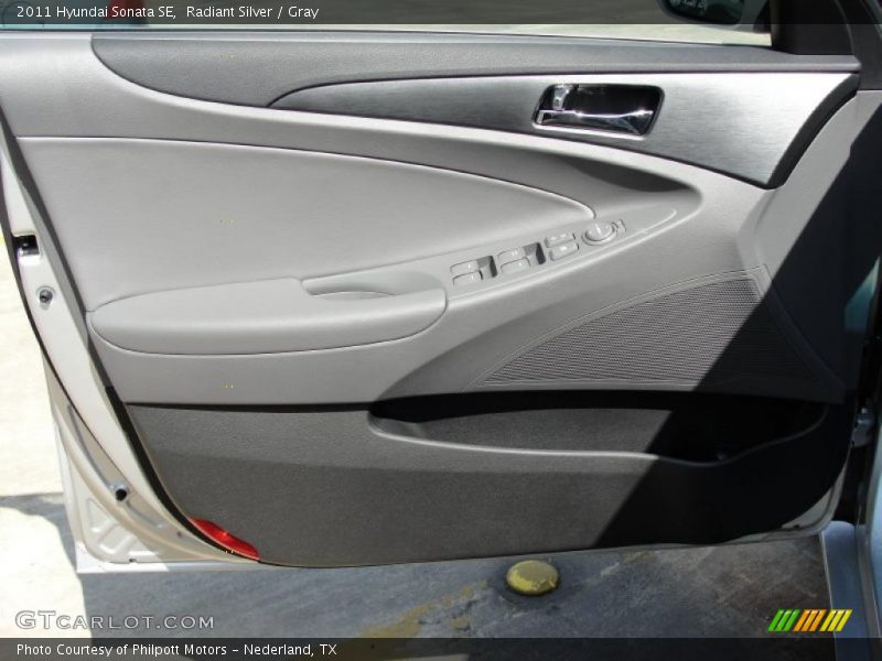 Radiant Silver / Gray 2011 Hyundai Sonata SE