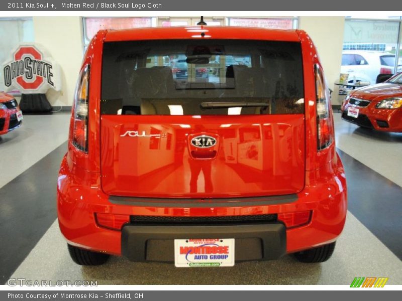 Molten Red / Black Soul Logo Cloth 2011 Kia Soul +
