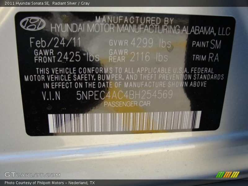 Radiant Silver / Gray 2011 Hyundai Sonata SE