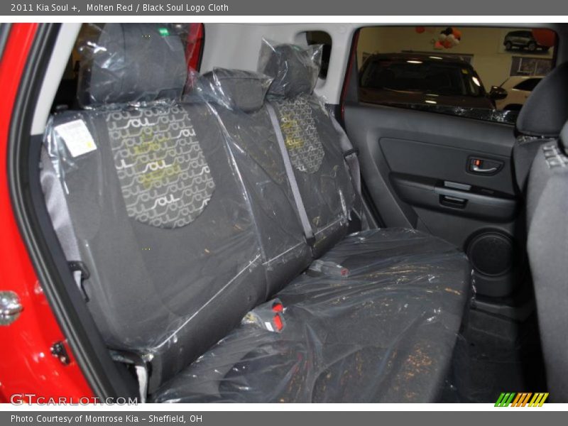 Molten Red / Black Soul Logo Cloth 2011 Kia Soul +