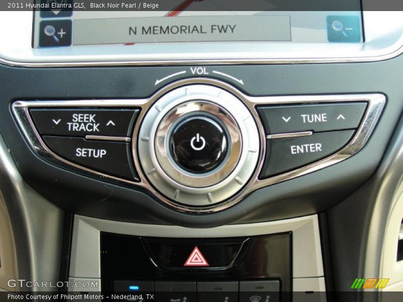 Controls of 2011 Elantra GLS