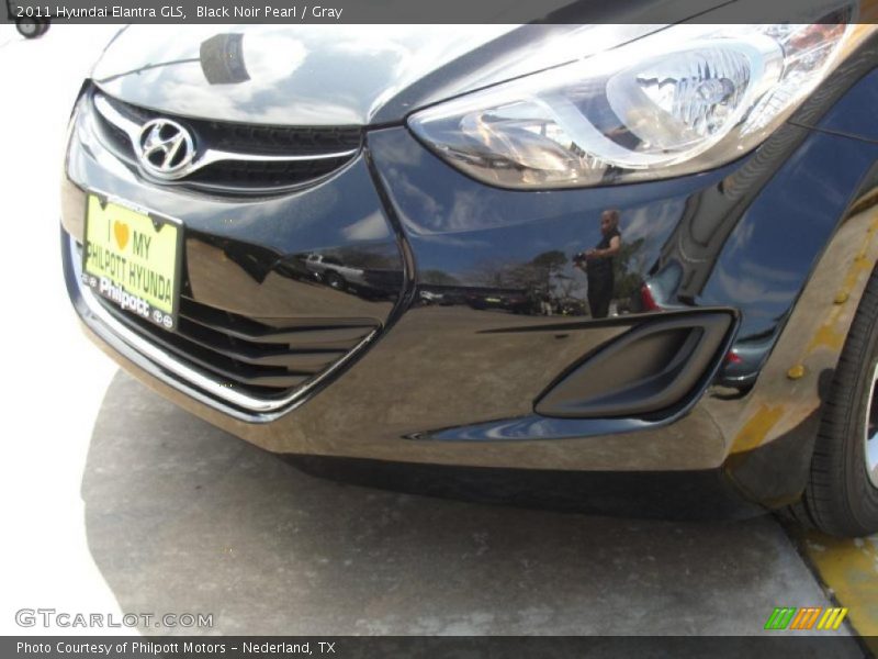 Black Noir Pearl / Gray 2011 Hyundai Elantra GLS