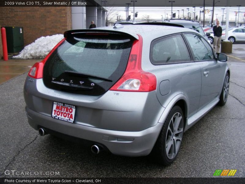 Silver Metallic / Off Black 2009 Volvo C30 T5