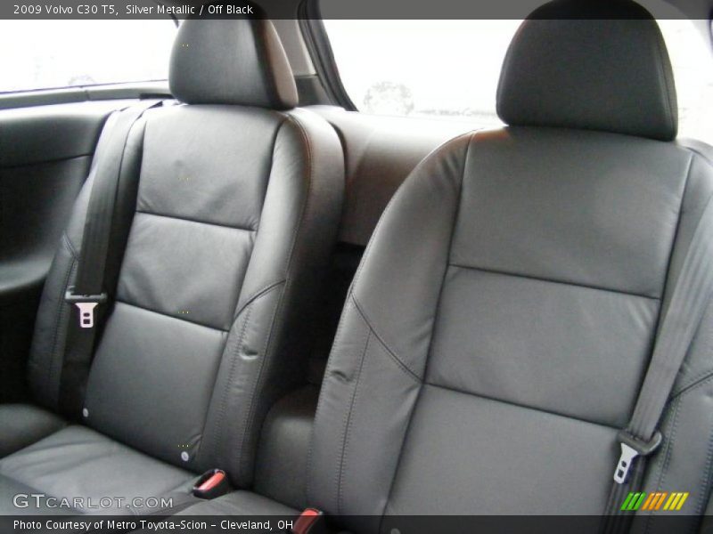  2009 C30 T5 Off Black Interior