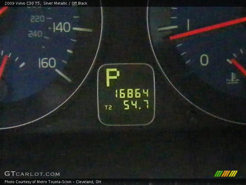 Silver Metallic / Off Black 2009 Volvo C30 T5