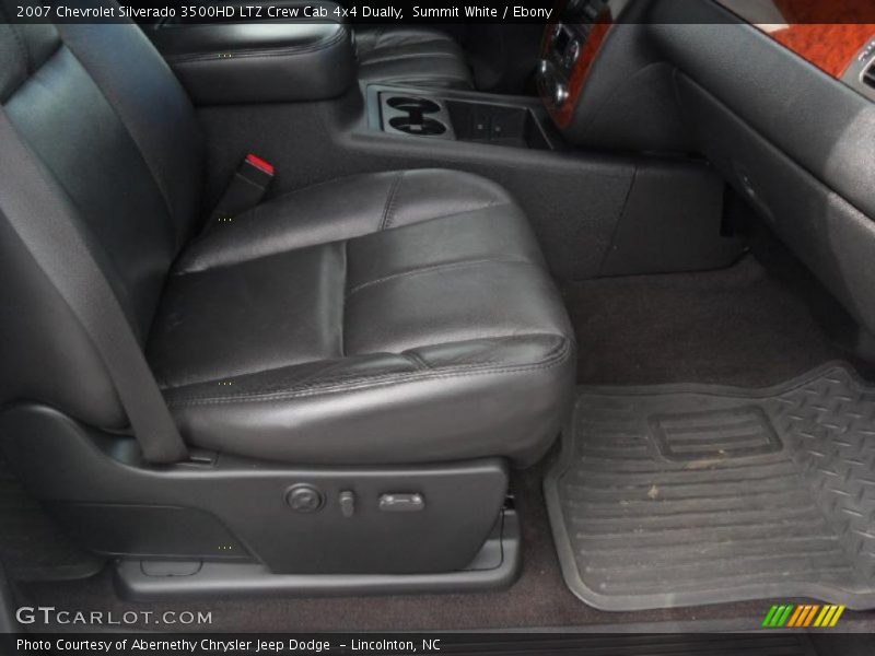  2007 Silverado 3500HD LTZ Crew Cab 4x4 Dually Ebony Interior