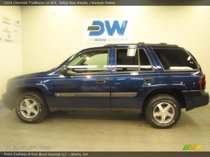 Indigo Blue Metallic / Medium Pewter 2004 Chevrolet TrailBlazer LS 4x4