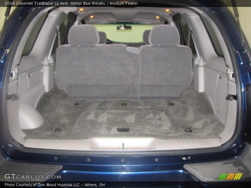 Indigo Blue Metallic / Medium Pewter 2004 Chevrolet TrailBlazer LS 4x4