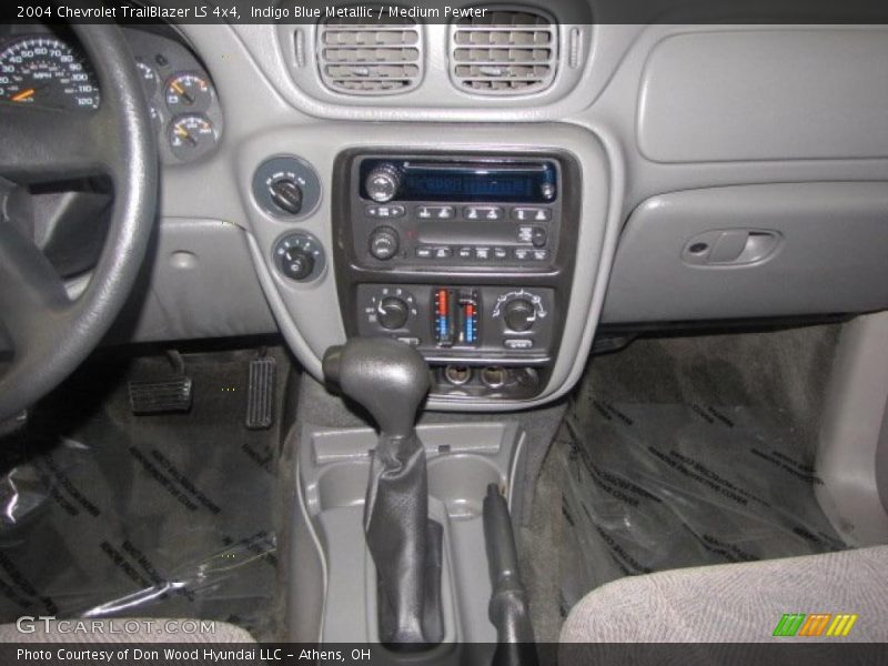 Indigo Blue Metallic / Medium Pewter 2004 Chevrolet TrailBlazer LS 4x4