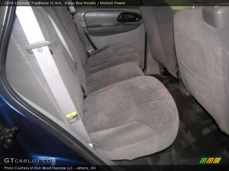 Indigo Blue Metallic / Medium Pewter 2004 Chevrolet TrailBlazer LS 4x4