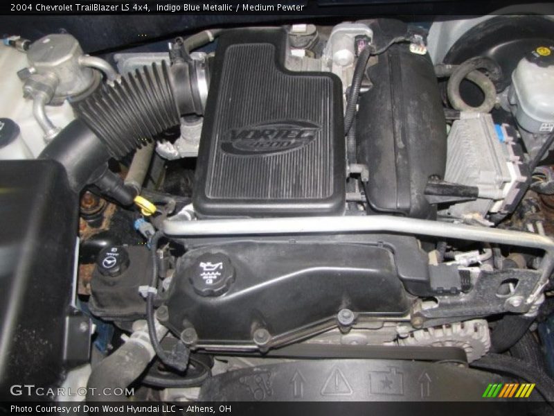 Indigo Blue Metallic / Medium Pewter 2004 Chevrolet TrailBlazer LS 4x4
