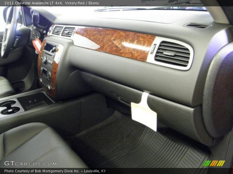 Victory Red / Ebony 2011 Chevrolet Avalanche LT 4x4