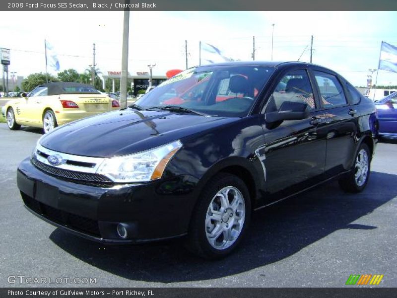Black / Charcoal Black 2008 Ford Focus SES Sedan