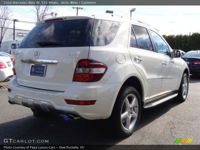 Arctic White / Cashmere 2009 Mercedes-Benz ML 550 4Matic