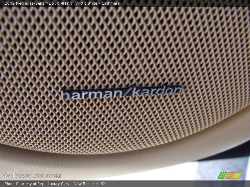 Arctic White / Cashmere 2009 Mercedes-Benz ML 550 4Matic